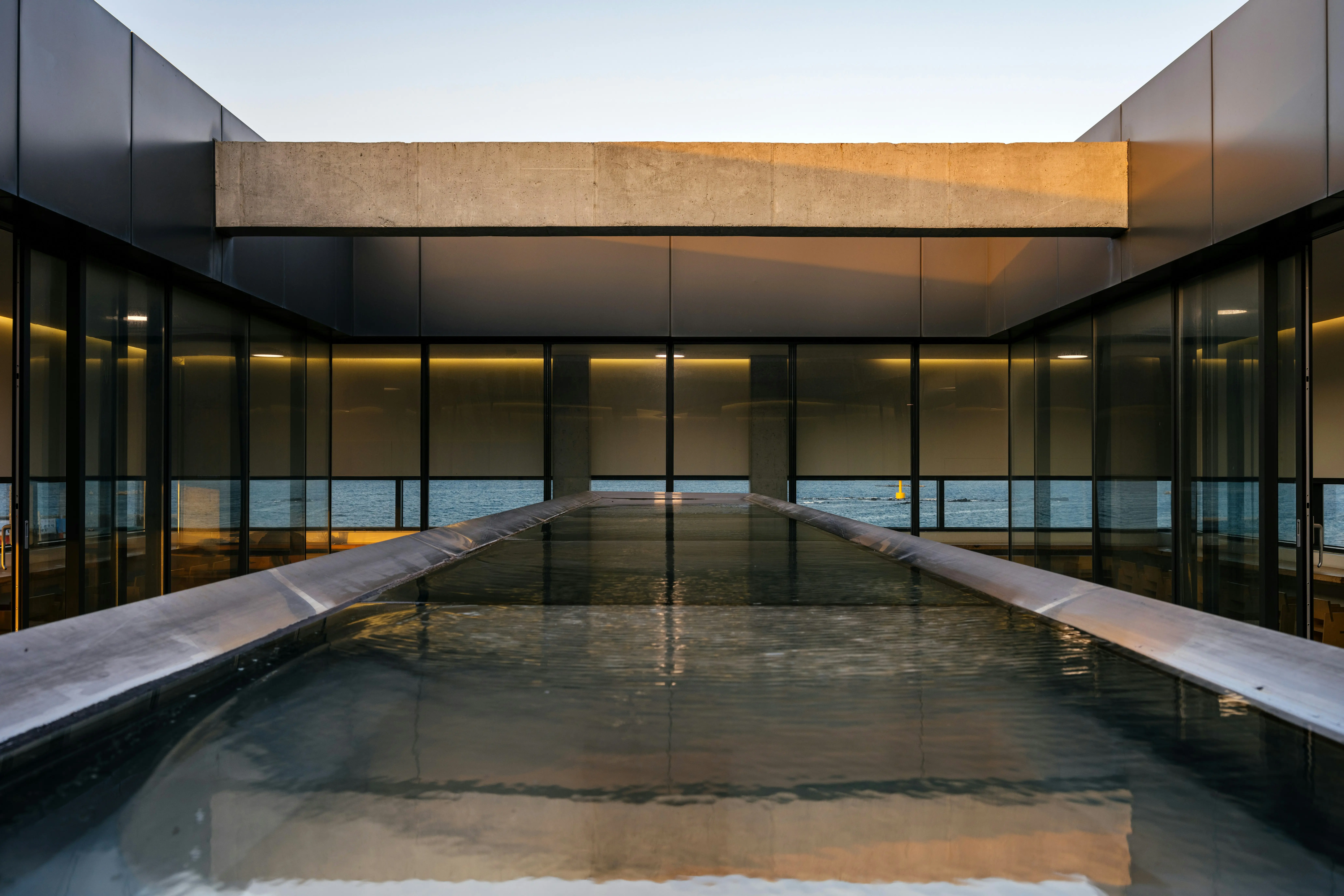VILLA KRONOS — Genève